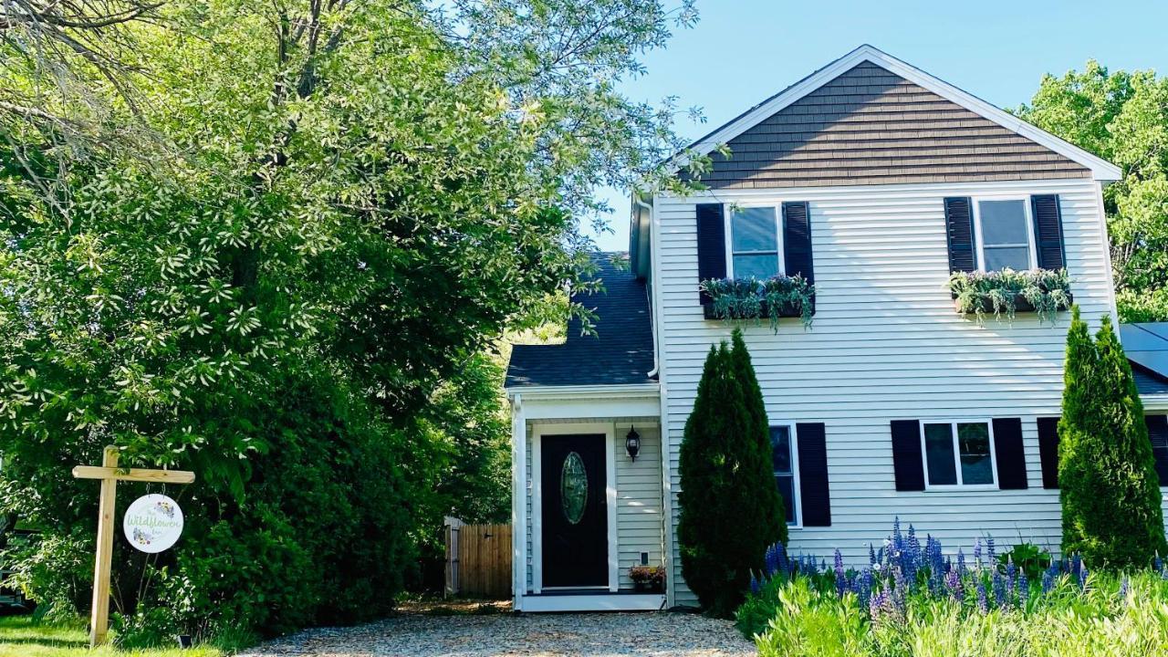 Wildflower Inn Plymouth Exterior photo